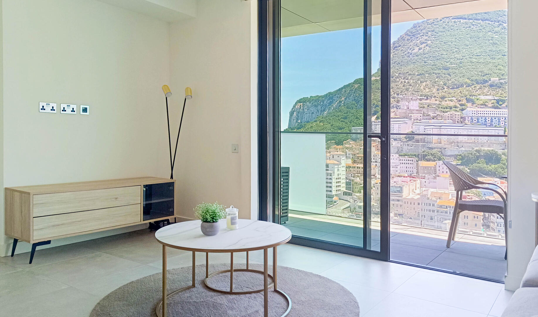REF: LTM020 – Studio – Murano, EuroCity